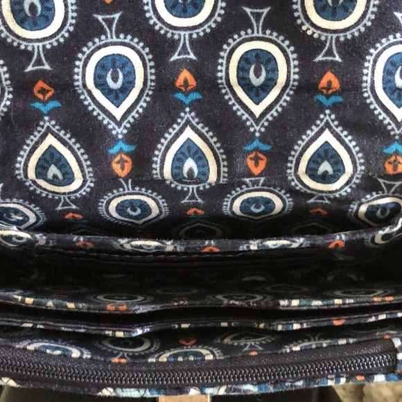 Vera Bradley Your Turn Smartphone Wristlet in Marrakesh - Picture 4 of 7